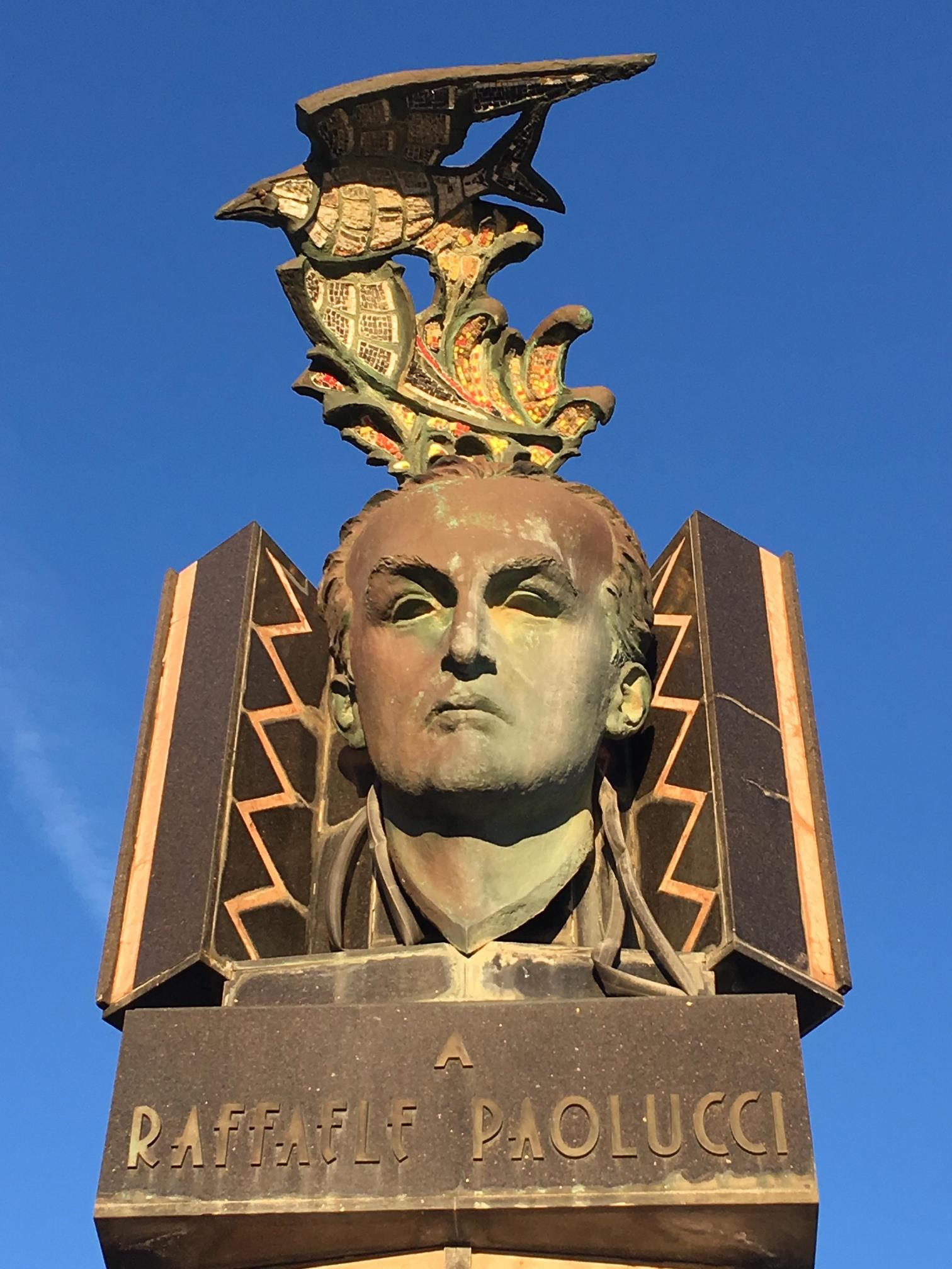 Raffaele Paolucci's Bust Pescara(4).JPG